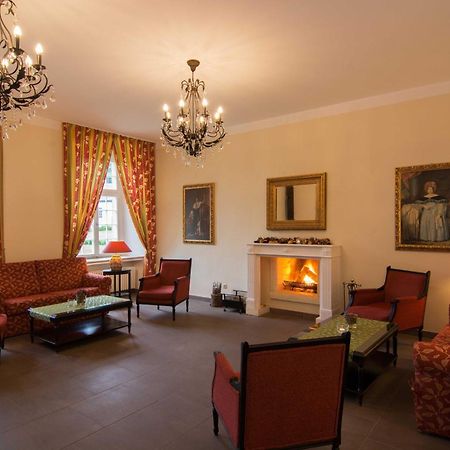 Hotel Schloss Gehrden Brakel Экстерьер фото